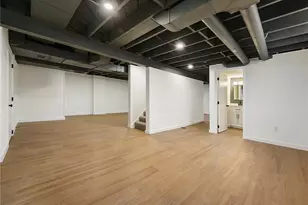 105 Weller Dr, Pittsburgh, PA 15090 - Photo 25