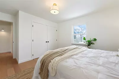 105 Weller Dr, Pittsburgh, PA 15090 - Photo 17