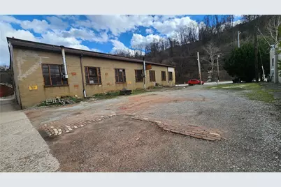 2121 5th Ave, McKeesport, PA 15132 - Photo 15