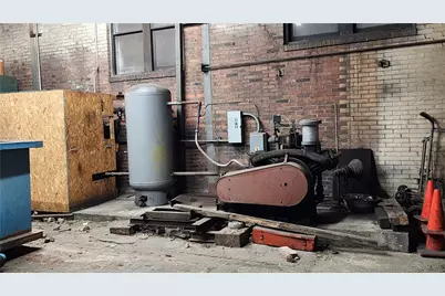 2121 5th Ave, McKeesport, PA 15132 - Photo 39