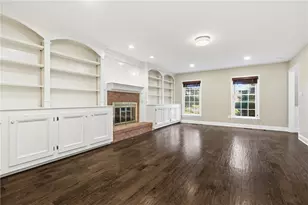 1915 Oakhurst Dr, Pittsburgh, PA 15101 - Photo 11