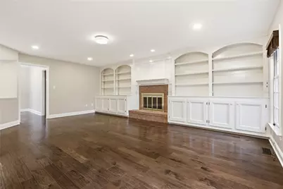 1915 Oakhurst Drive, Pittsburgh, PA 15101 - Photo 9