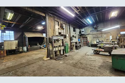 2121 5th Ave, McKeesport, PA 15132 - Photo 33