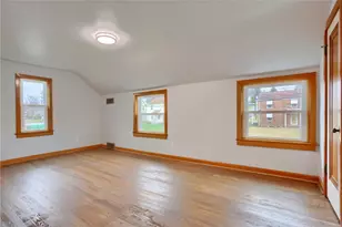 740 Pershing St, Ellwood City, PA 16117 - Photo 27