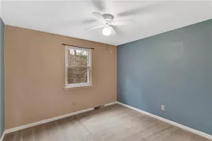 537 Green Haven Ct, Pittsburgh, PA 15239 - Photo 15