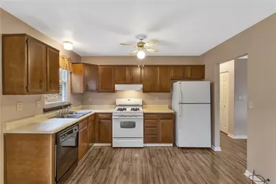 537 Green Haven Ct, Pittsburgh, PA 15239 - Photo 11