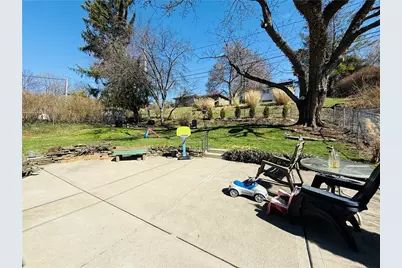 1259 Arrowood Dr, Pittsburgh, PA 15243 - Photo 43