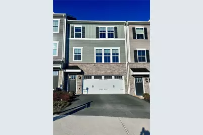5003 Summit Dr, South Park, PA 15129 - Photo 1