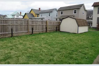 447 Middle St, Brownsville, PA 15417 - Photo 31