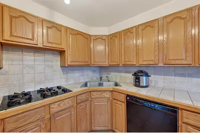 2900 Churchview Ave, Pittsburgh, PA 15227 - Photo 11