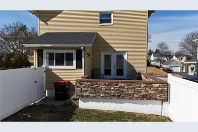 910 Temple Avenue, New Castle, PA 16101 - Photo 7