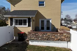 910 Temple Ave, New Castle, PA 16101 - Photo 7