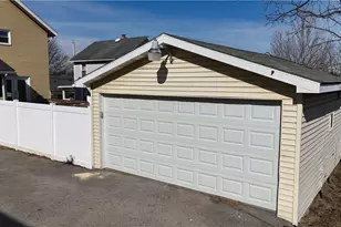 910 Temple Ave, New Castle, PA 16101 - Photo 9