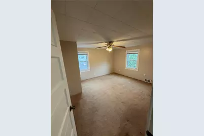 20 N Pine St, Ellsworth Boro, PA 15331 - Photo 3