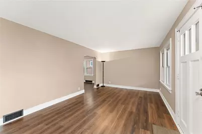 93 Jamaica Avenue, Pittsburgh, PA 15229 - Photo 9