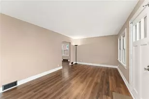 93 Jamaica Ave, Pittsburgh, PA 15229 - Photo 9