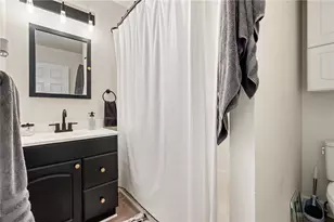 163 Highland Ave, Pittsburgh, PA 15229 - Photo 17