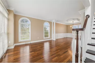 805 Saddleback Ct, Hempfield Township, PA 15601 - Photo 5