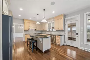 805 Saddleback Ct, Hempfield Township, PA 15601 - Photo 11