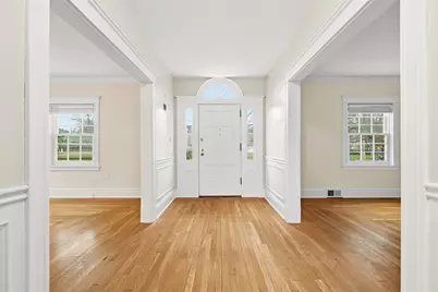 327 Meadow Lane, Edgeworth, PA 15143 - Photo 3