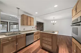 1169 McCabe St, Pittsburgh, PA 15201 - Photo 11