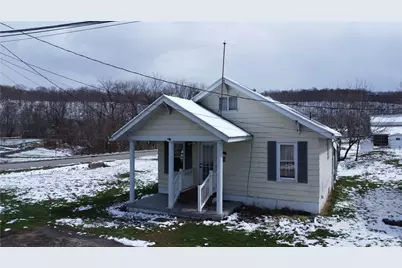 518 3rd St, Greensboro, PA 15338 - Photo 3