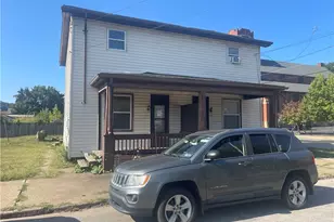 611 6th St, New Brighton, PA 15066 - Photo 1