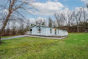 414 Pasture Ln, Johnstown, PA 15909 - Photo 5