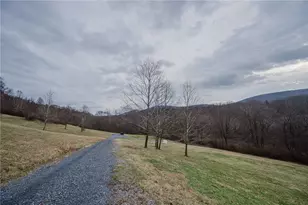 143 Chimney Ridge Rd, Other, PA 15522 - Photo 9