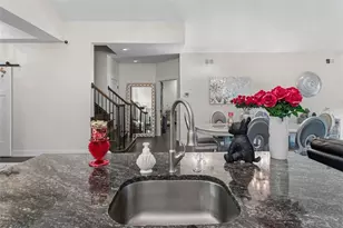 113 Hemingway Ln, Kennedy Township, PA 15108 - Photo 17