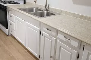 416 Jonathan Ct, Homewood Brushton, PA 15208 - Photo 13