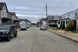 119 Washington St, Latrobe, PA 15650 - Photo 3