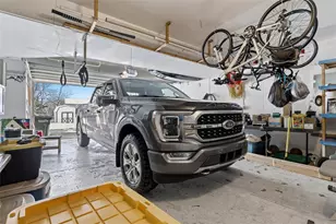 138 Hunter's Run Dr, Moon/Crescent Twp, PA 15108 - Photo 35