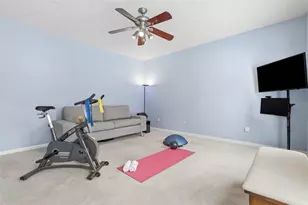 138 Hunter's Run Dr, Moon/Crescent Twp, PA 15108 - Photo 7