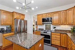404 Ironwood Dr, Cecil, PA 15317 - Photo 1