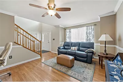 204 Rolling Hill Farm Dr, Rostraver, PA 15089 - Photo 9