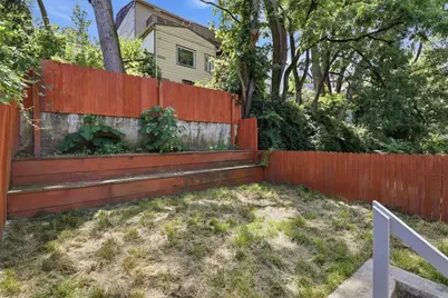 2410 Leticoe St, Pittsburgh, PA 15203 - Photo 23