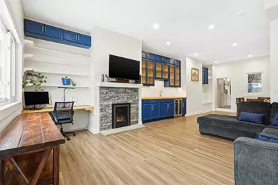 2410 Leticoe St, Pittsburgh, PA 15203 - Photo 3