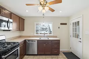 2410 Leticoe St, Pittsburgh, PA 15203 - Photo 11