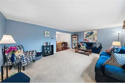 2633 Monterey Dr, Pittsburgh, PA 15241 - Photo 3