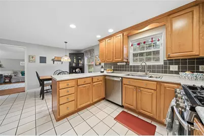 2633 Monterey Dr, Pittsburgh, PA 15241 - Photo 9