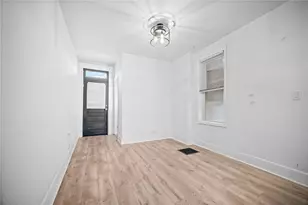 625 E 9th Ave, Munhall, PA 15120 - Photo 17