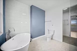 625 E 9th Ave, Munhall, PA 15120 - Photo 37