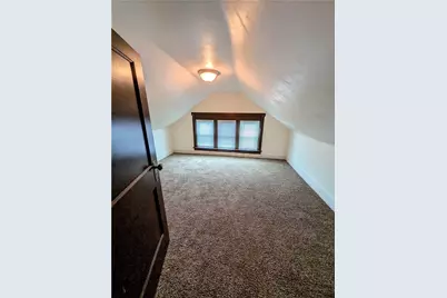 2812 Jenny Lind St, McKeesport, PA 15132 - Photo 5