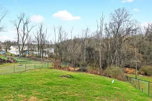 1952 Colleen Dr, North Huntingdon, PA 15642 - Photo 27
