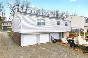 1952 Colleen Dr, North Huntingdon, PA 15642 - Photo 31