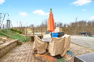 1952 Colleen Dr, North Huntingdon, PA 15642 - Photo 27