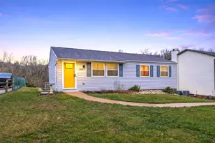 1952 Colleen Dr, North Huntingdon, PA 15642 - Photo 1