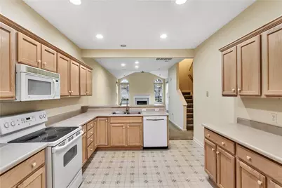 2091 Winchester Ct, Connoquenessing Township, PA 16053 - Photo 11