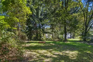 3351 Elmdale Dr, Bethel Park, PA 15102 - Photo 23